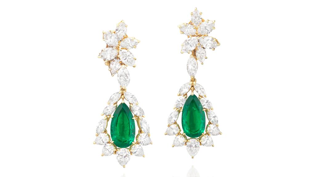 Harry Winston earrings with diamonds and about 10 carats of emeralds Harry Winston emerald earrings